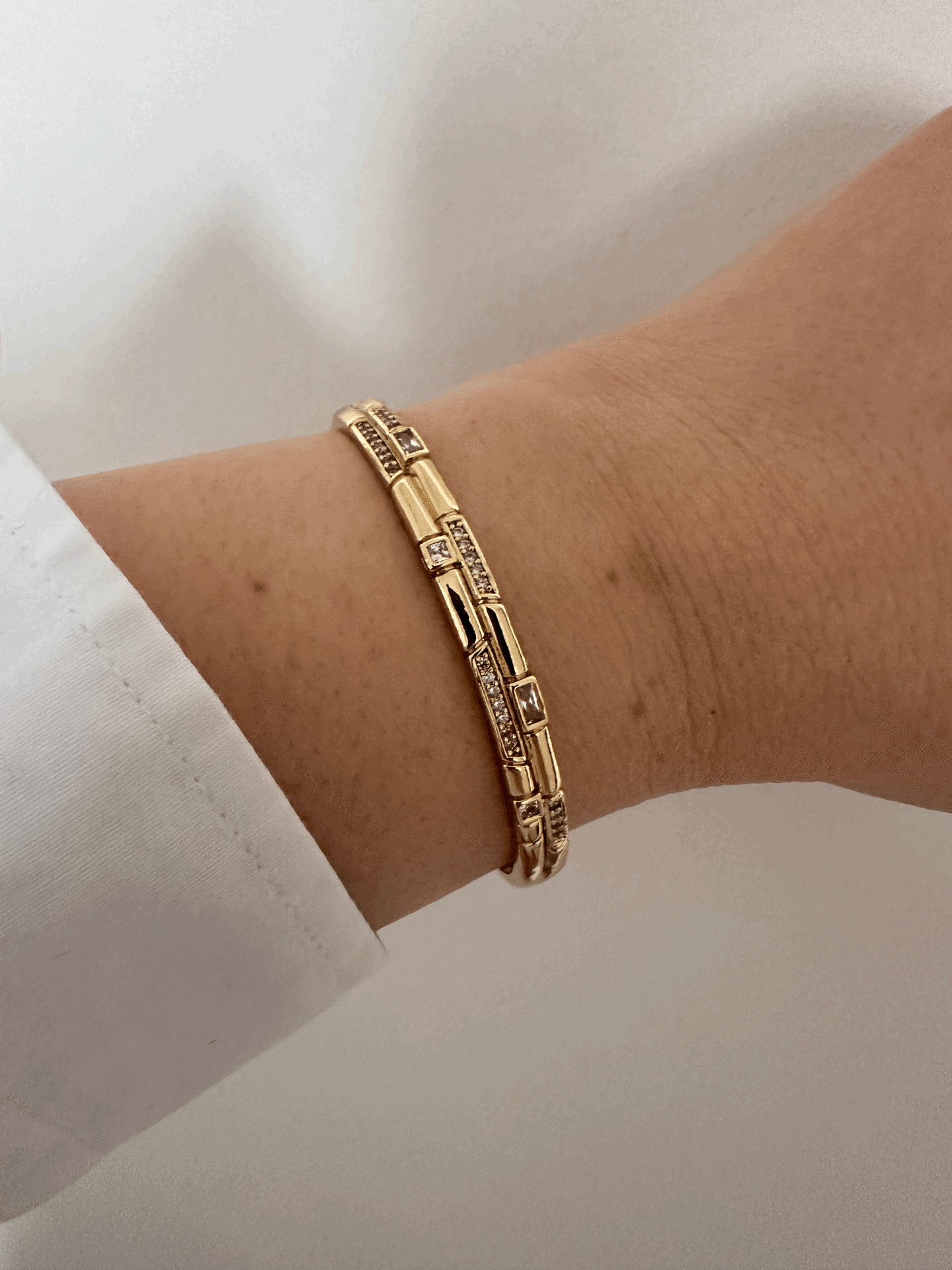 VIP 14 K KELEPÇE