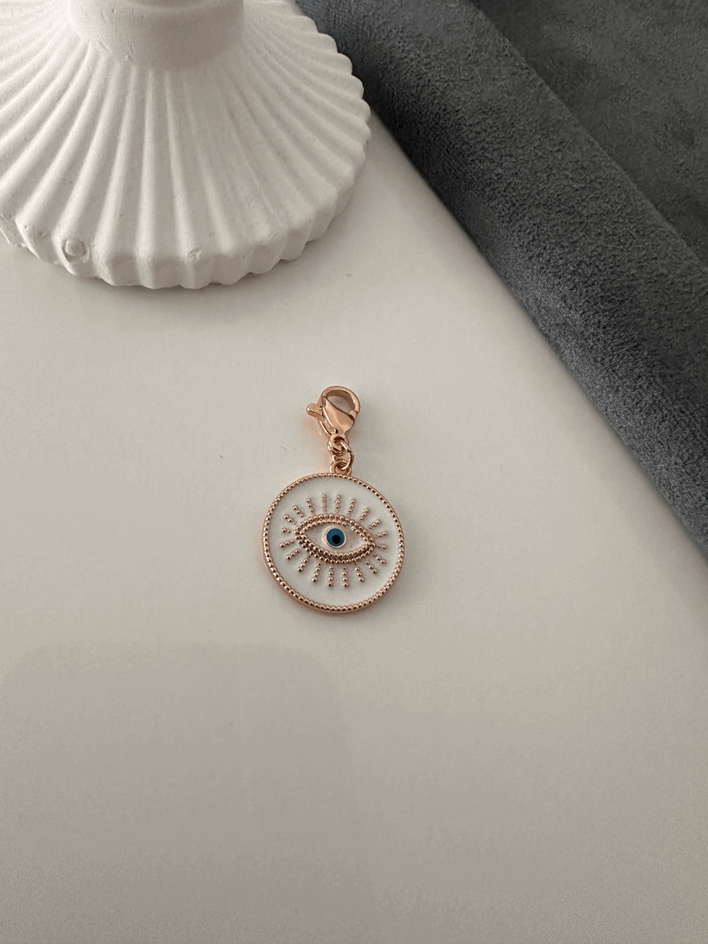 VIP BEYAZ GÖZ CHARM