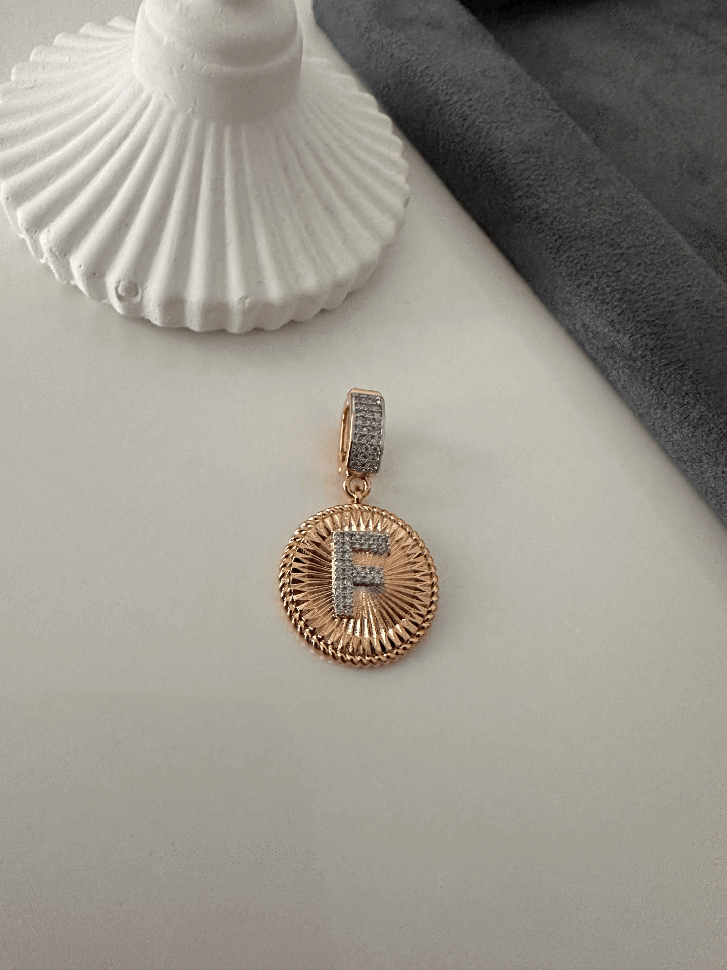 VIP FHARFİ CHARM