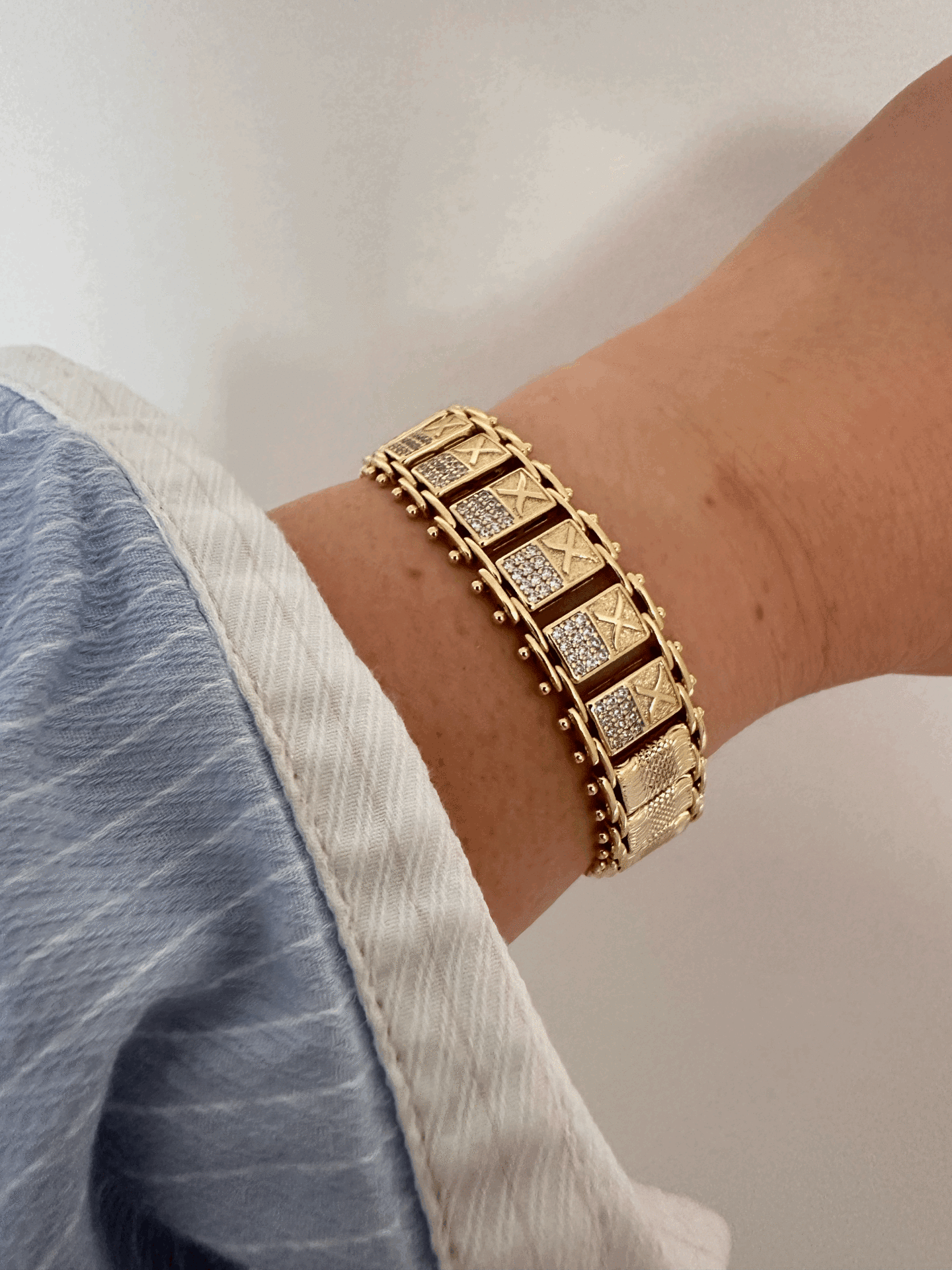 VIP 14 K BİLEKLİK
