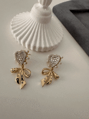 VIP 14 K KALPLİ KÜPE